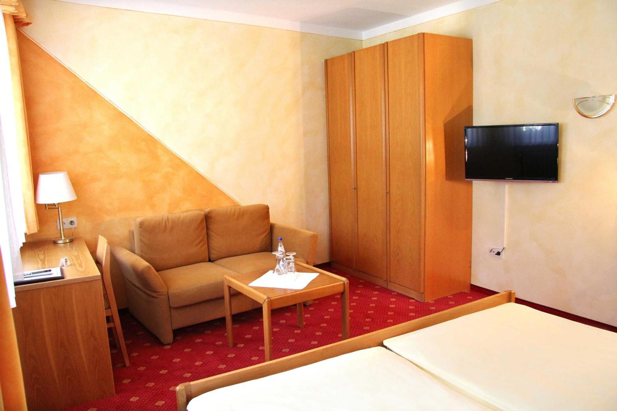 Hotel-Garni Goldener Schwan Bad Windsheim Zewnętrze zdjęcie